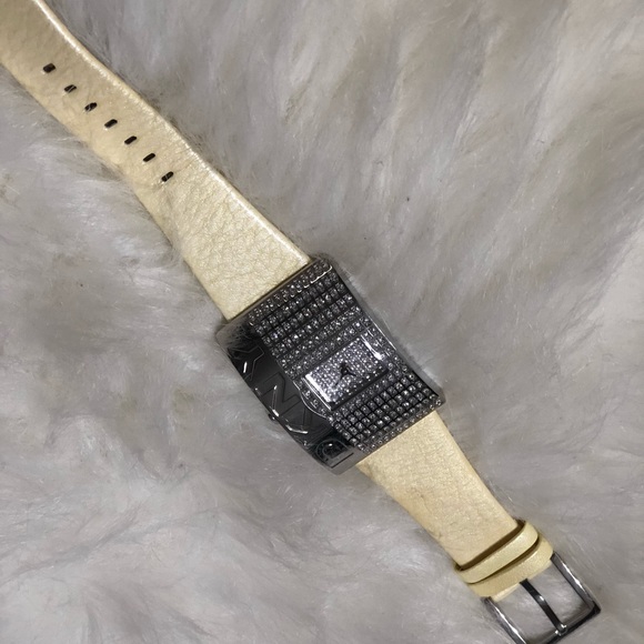 Vintage DKNY Crystal Face Women Wrist watch